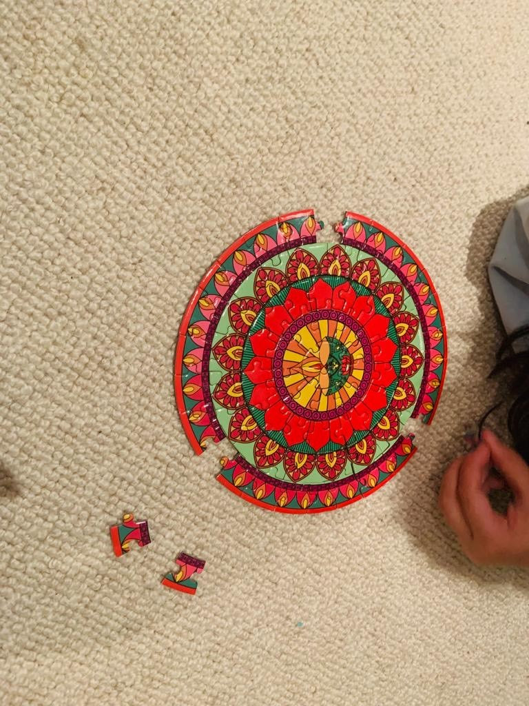 Rangoli Mandala mindfulness double sided round jigsaw puzzle 72 piece | 108 Puzzles